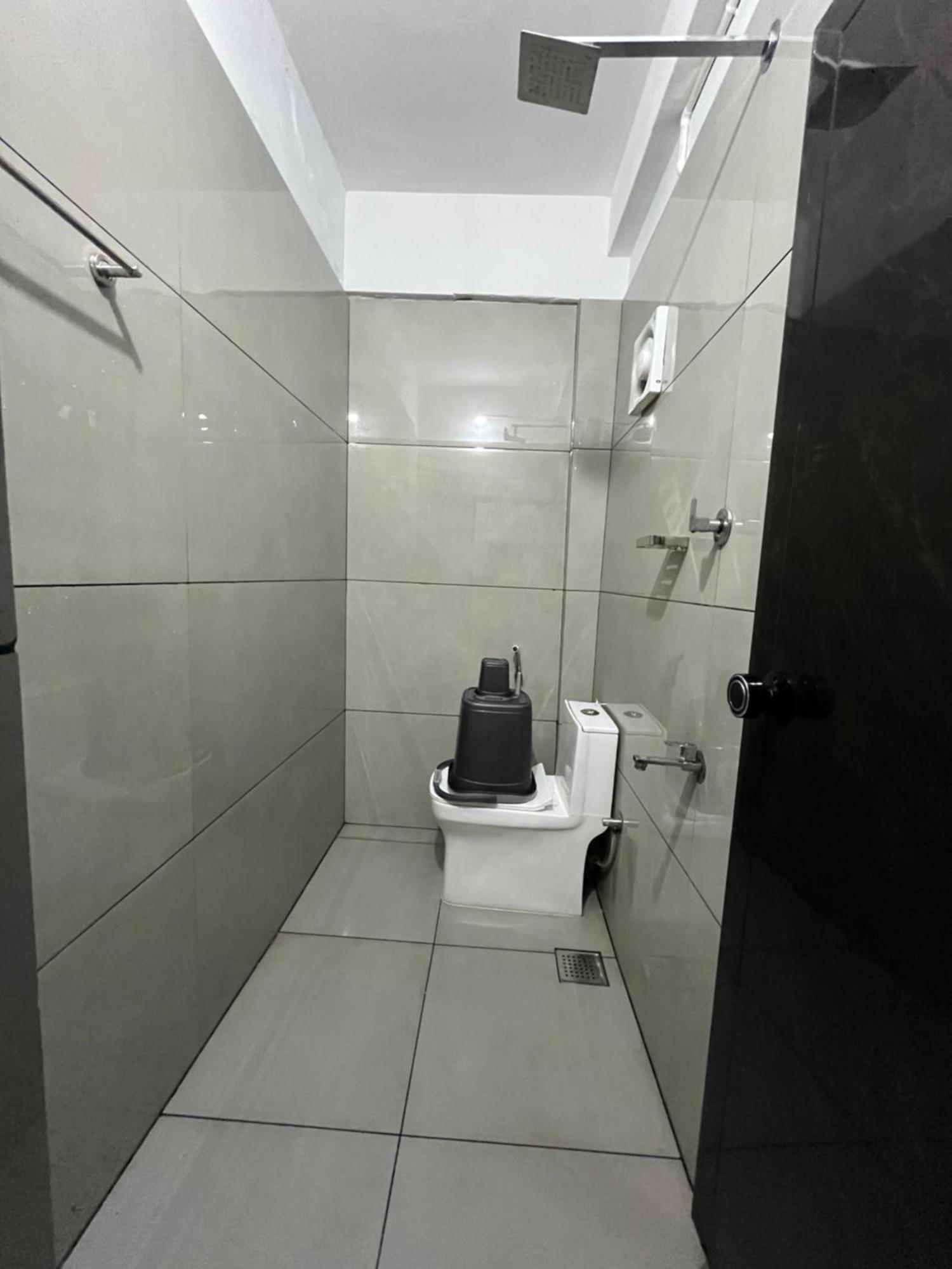 Priya Lodge Kozhikode Eksteriør bilde