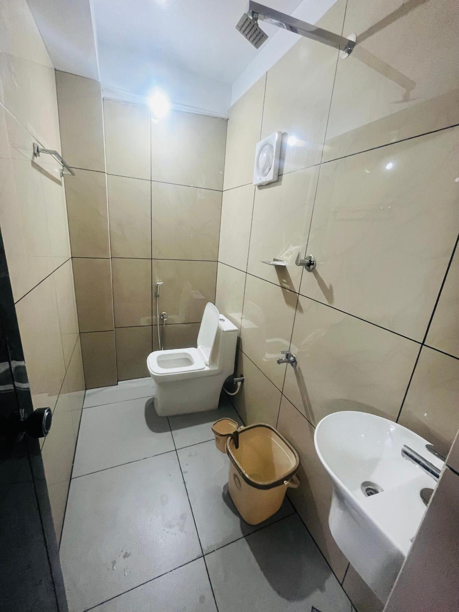 Priya Lodge Kozhikode Eksteriør bilde